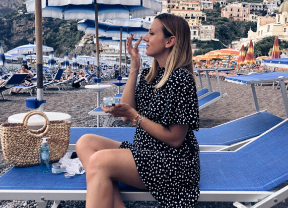 THE 5 BEST SUMMER SKIN CARE TIPS Summer-skin-care-routine-Loccitane-aqua-reotier-alja-bitenc_7